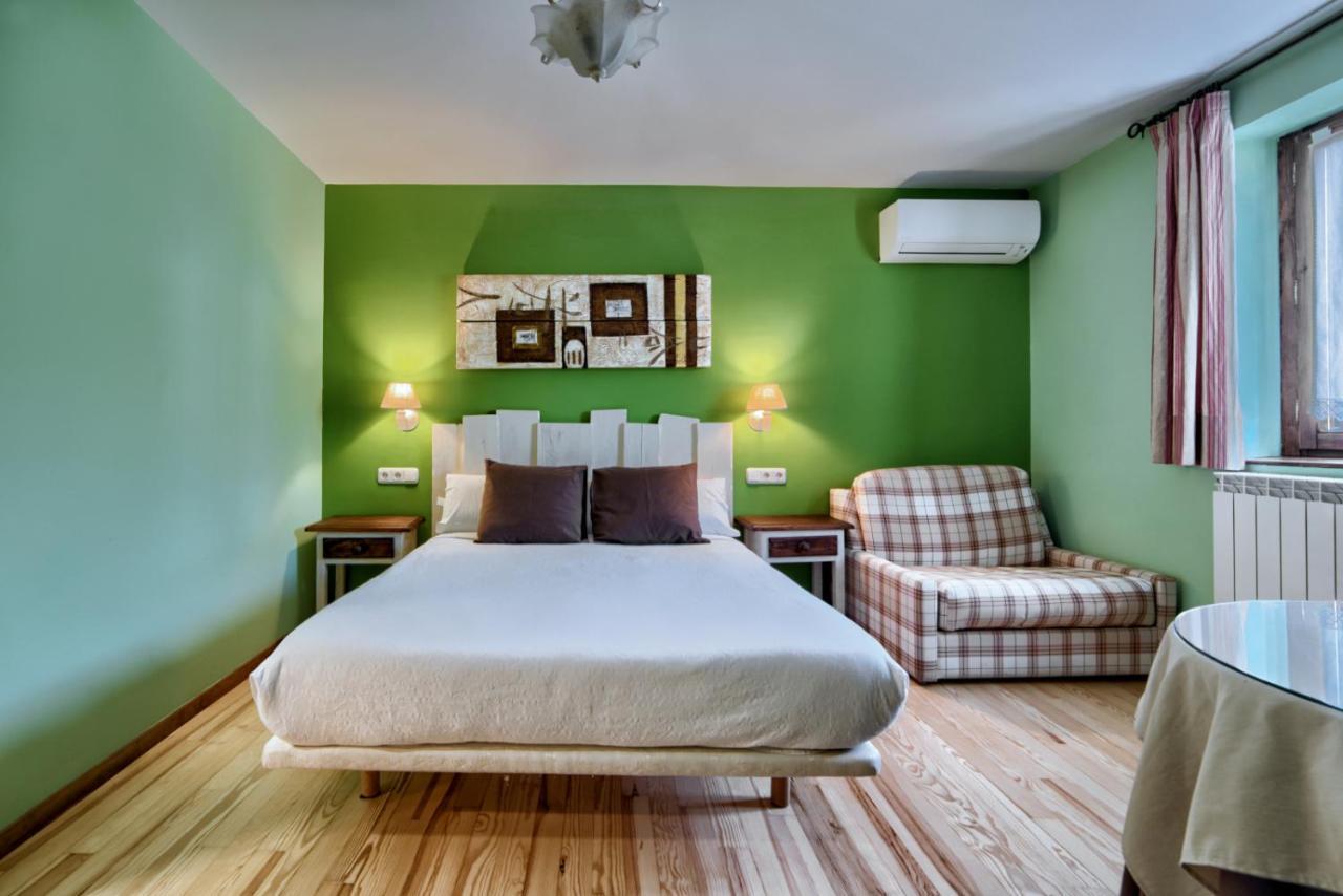 Hotel Rural El Almadiero Burgui 外观 照片