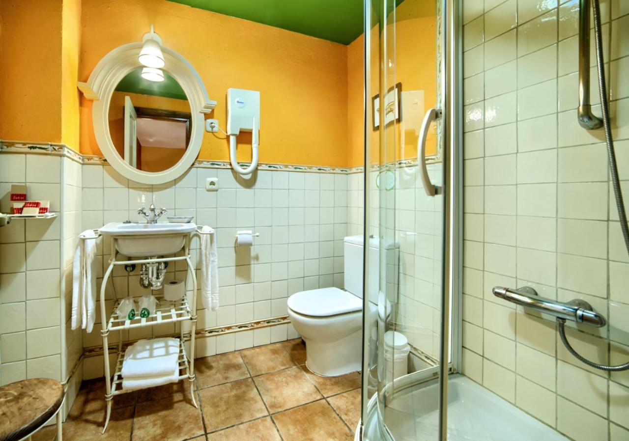 Hotel Rural El Almadiero Burgui 外观 照片