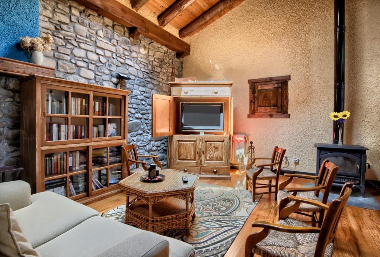 Hotel Rural El Almadiero Burgui 外观 照片