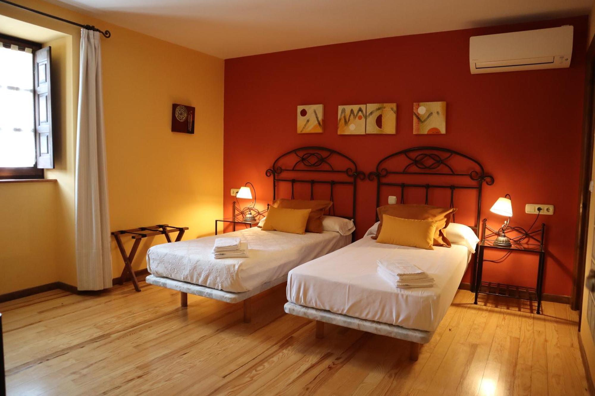 Hotel Rural El Almadiero Burgui 外观 照片