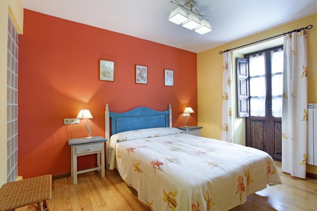 Hotel Rural El Almadiero Burgui 外观 照片